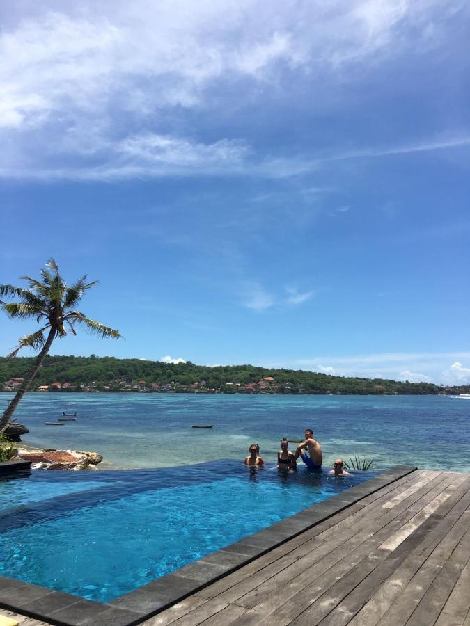 Lembongan Seaview Hotel Nusa Lembongan  Exterior photo