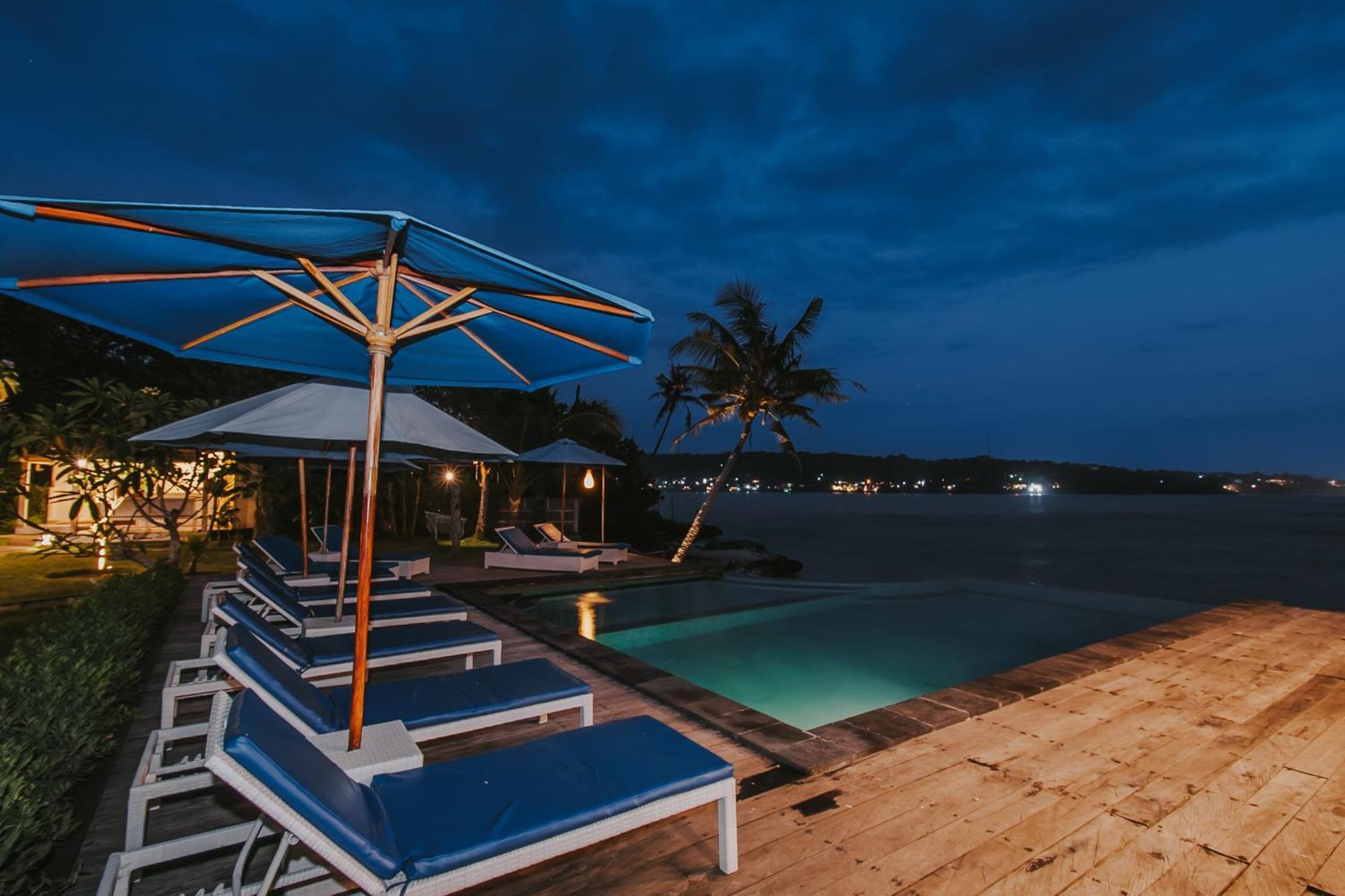 Lembongan Seaview Hotel Nusa Lembongan  Exterior photo
